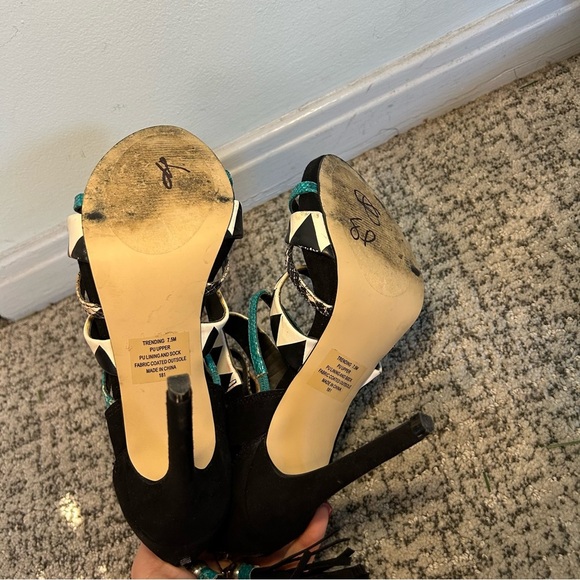 Steve Madden Blue & Black Suede Multi Tassel Strappy Peep Toe Stilettos Size 7.5 - Picture 10 of 14